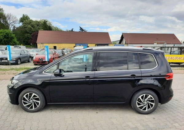 Volkswagen Touran cena 56900 przebieg: 185691, rok produkcji 2016 z Wadowice małe 667